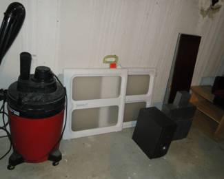 Child gate and other fun items