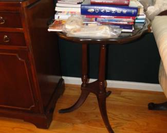 Very nice side table