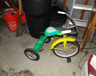 Tricycle, could this be a Murray, two tone?