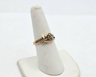 406 10k Gold Ring, 2.7g