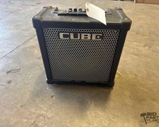 2046  Cube 40GX Amplifier 