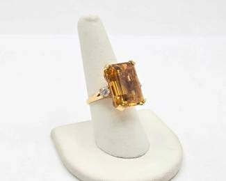 378 10k Gold and Topaz Ring with Semi Precious Stones, 8.4g