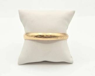388 10k Gold Engraved Bangle Bracelet, 5.5g