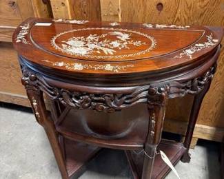 1554 Rosewood End Table
