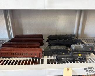 1058 Lionel Trains