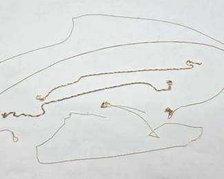 426  14k Gold Chains, 3.9g 