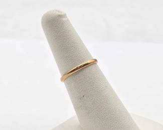 432 10k Gold Ring, 1g