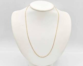 402 10k Gold Chain, 3.1g