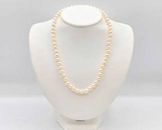 454  14k Gold  Pearl Necklace, 26.7g 