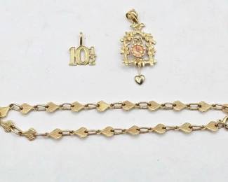 419  14k Gold Pendants  Bracelet, 6.1g 