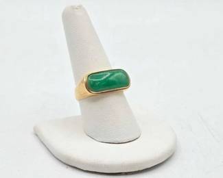 262 14k Gold And Jadeite Ring, 5.6g