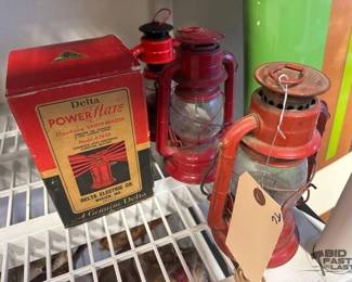2072 Delta Power Flare Model A1558, 2 Dietz Commet Lanterns, And 1 Feuer Hand Lantern