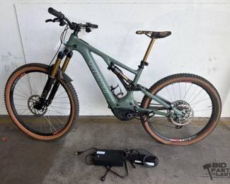 1002 Specialized Turbo Levo Electric Mountain Bicycle