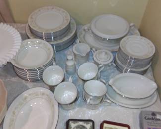NORTIKE 'Ivory China' Service for 8 (Total: 54 Pieces)