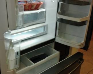 
GE Profile 27.8 cu. ft. French Door (Bottom Freezer) Refrigerator with Hands-Free Autofill