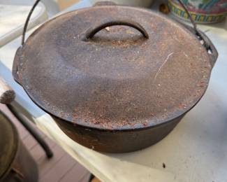 Vintage Dutch Oven