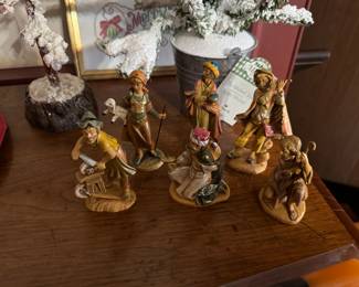 Italian nativity...partial set