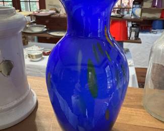 Art glass vase