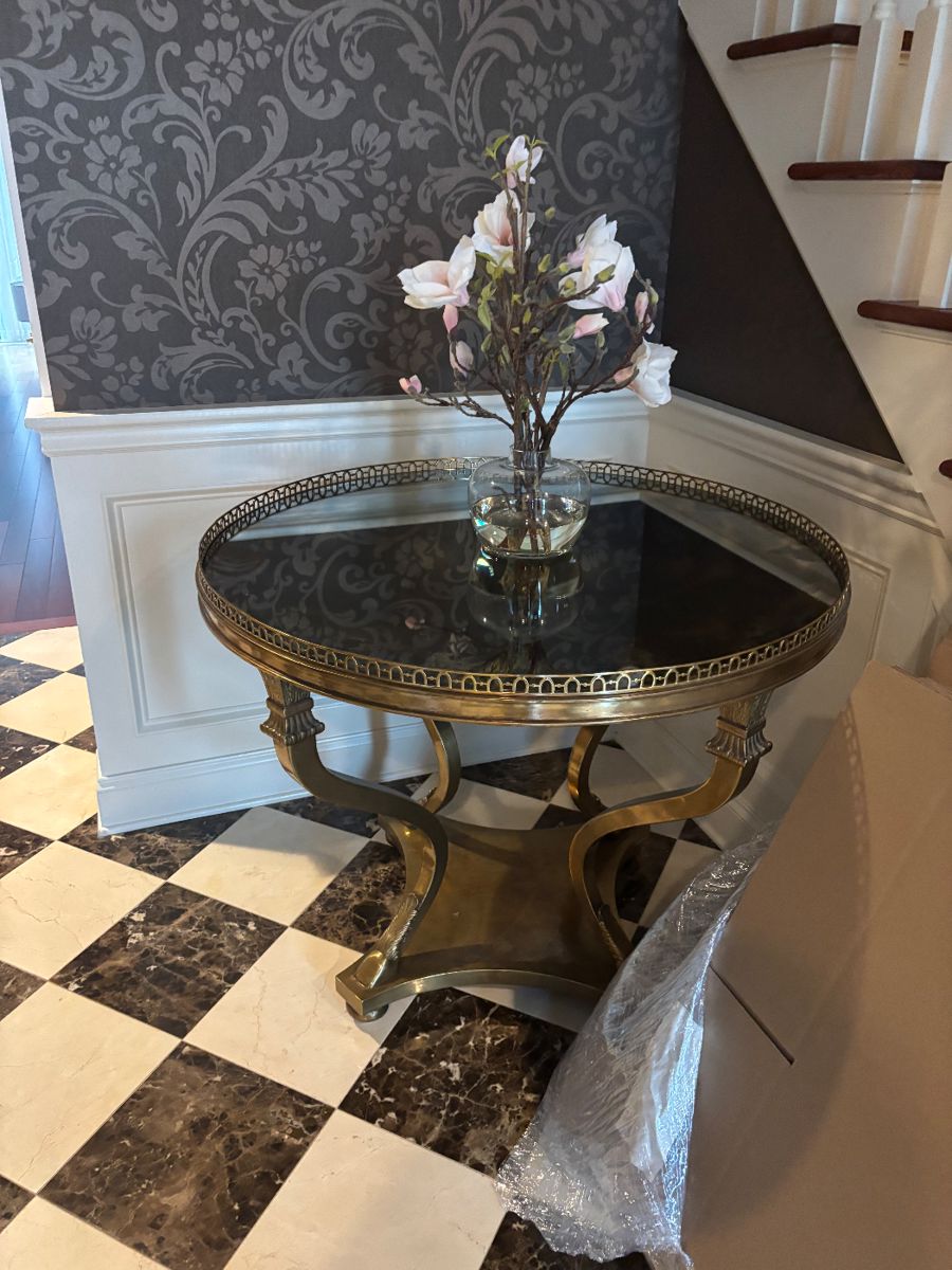 CENTURY BRASS AND MIRRORED ROUND FOYER TABLE