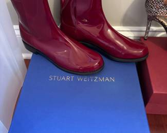 STUART WEITZMAN