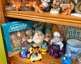 vinage toys and figurines 