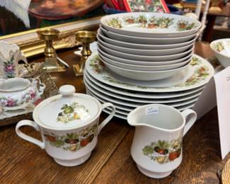 Centura "Spice of Life" Japan dinnerware set, 20 pieces, 1972-1987