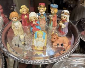 Homco nativity scene with ceramic figurines