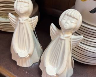 Sweet ceramic angels