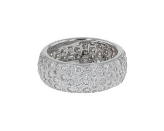 "This stunning De Beers ring showcases the brilliance of diamonds set in luxurious 18k white gold. The modern design features a wide band that elegantly accentuates a total diamond weight of 1 carat. Crafted with precision, this ring is a remarkable addition to any jewelry collection. With a width of 0.7 cm and a weight of 5.1 grams, it sits comfortably at a ring size of 49. Please note that resizing is not possible, ensuring its unique fit for the discerning collector. Elevate your style with this exquisite example of modern luxury.

Victorins Auctions will coordinate all domestic and international shipping. Please allow approximately 10–15 business days for processing. Certain items may require additional handling time depending on their location, origin, or special packaging requirements. By registering for or placing a bid in a Victorins auction, you confirm that you have reviewed, understood, and agreed to our Shipping, Payment, and Auction Policies."
