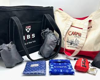 9 New Tote Bags: Carmine's Italian Restaurant, Totes In Carrying Bags & HBS Club Of New York
Lot #: 132