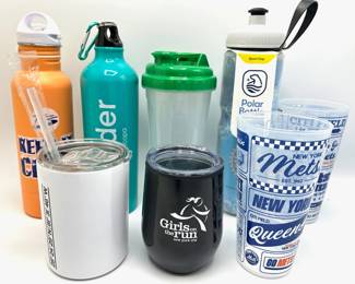 2 Mets Citifield Plastic Cups & 6 New Water Bottles
Lot #: 129