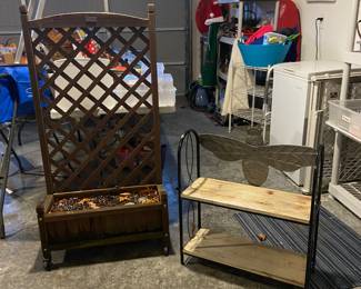 Would probably be a great idea to buy both of these pieces for an outdoor patio. 😊😊😊