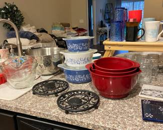 GREAT FIND……Vintage Pyrex “Colonial Mist” pattern, mixing bowls, baking supplies, cake decorating items