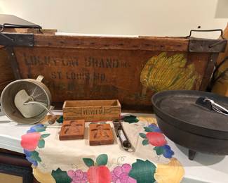 Antique Banana Crate - 1930s (basement)