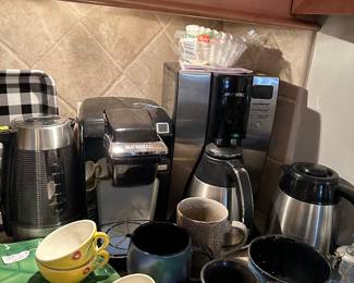 Keurig, Mr Coffee, vintage Cups & plates..