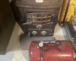 Golden Glow (basement)