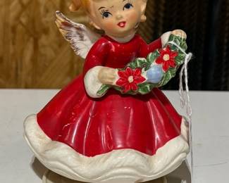VINTAGE NAPCO CHRISTMAS ANGEL MUSIC BOX.