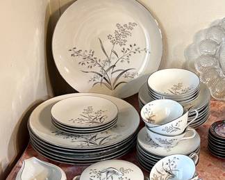 VINTAGE WENTWORTH CHINA "CELESTE" PATTERN.