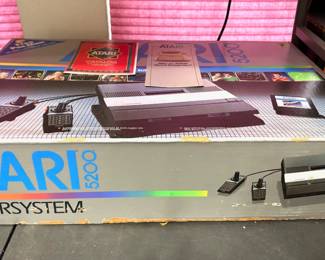 VINTAGE 5200 ATARI SYSTEM STILL IN THE BOX!