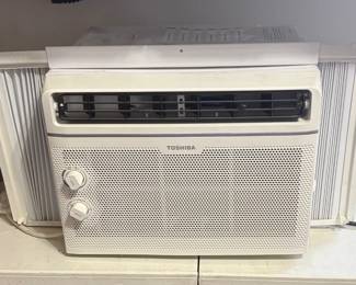 TOSHIBA SMALL WINDOW A/C UNIT.