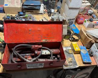 MATCO 4 TON PORTA POWER.