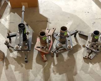 ENGINE HOIST MOTOR MOUNT SETS.