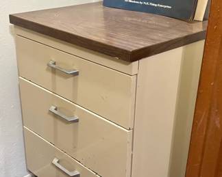 VINTAGE METAL CABINET