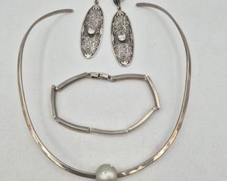 32 SterlingSilverTrioCollarNecklaceBraceletWhiteTopazEarrings