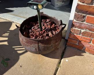 #55 - $60 - Cauldron as is