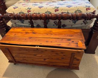 #11- $90 - Cedar Chest 42"Lx21"Hx17"D as is