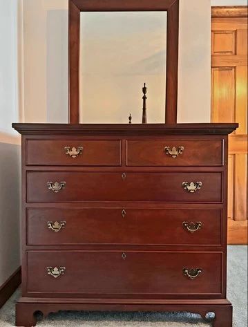 Vintage Chippendale chest with mirror, reproduction