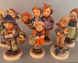 Several lots of Hummels