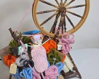 Spinning Tails 'Spinning Wheel' music box