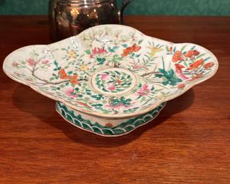 Chinese porcelain dish